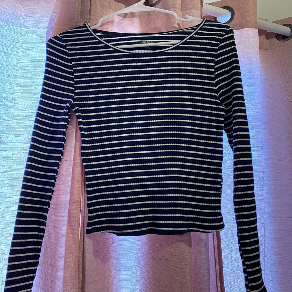 Blue and white striped long sleeve shirt !